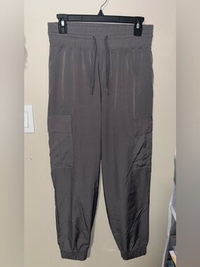 Women’s Gray Drawstring Cargo Jogger Pants